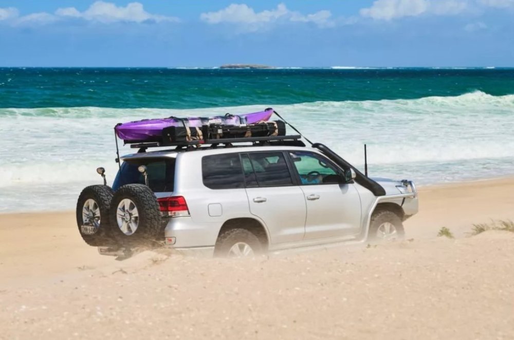 Yakima Platform K (1240 mm x 1390 mm) — Autodíly PEMA